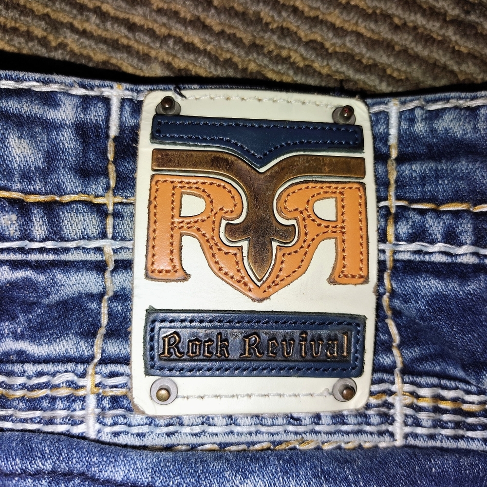 Pants - Picture 3 of 5